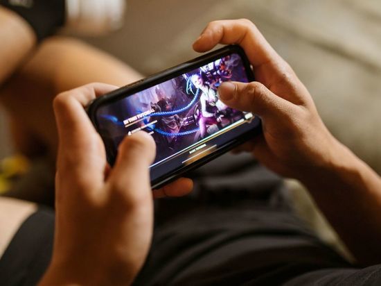 Девятилетней петербуржец стал жертвой домогательств после знакомства в онлайн-игре