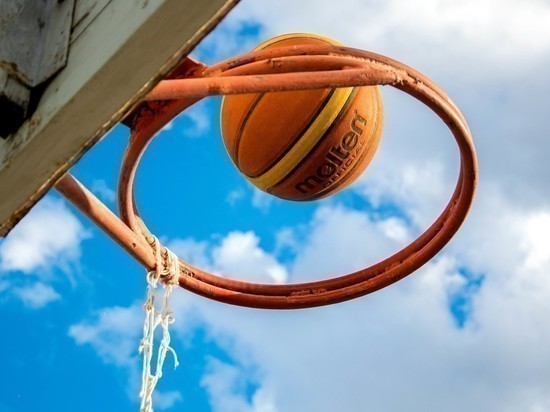 МБА сделала первый шаг к финалу женской баскетбольной Премьер-лиги