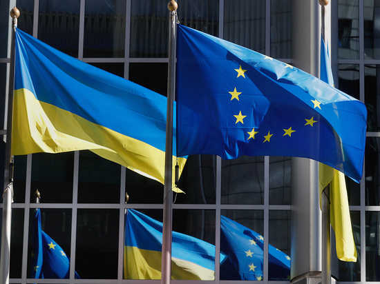 Урсула фон дер Ляйен надеется на решение вопроса о приеме Киева в ЕС в течении «недель»