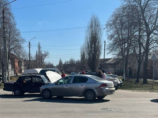 В тройном ДТП в Воронежской области пострадал 12-летний ребенок