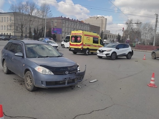 В Омске 4-летний ребёнок попал в больницу после ДТП в центре города