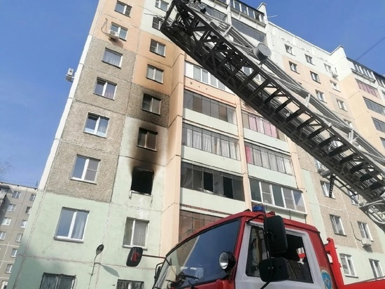 В Челябинске пожарные спасли четырехлетнего ребенка и его маму