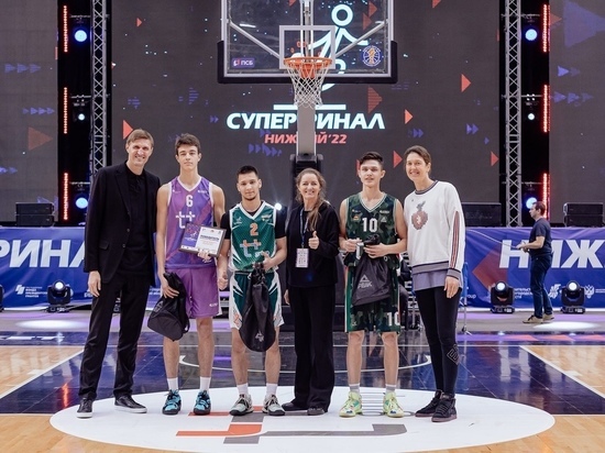 Баскетболист Архангельской области стал победителем школьной баскетбольной лиги КЭС-БАСКЕТ