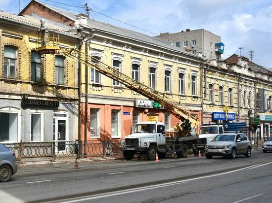 Улицу Адмиралтейскую в Астрахани отмыли с пеной