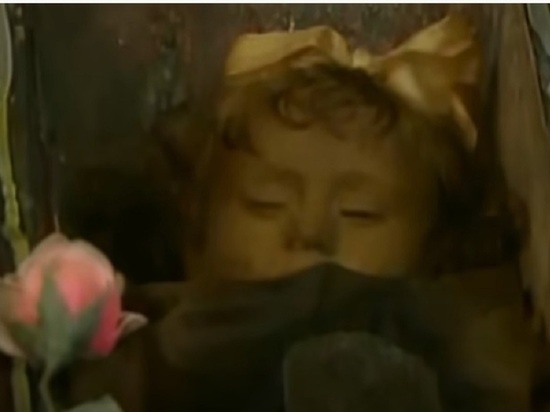 Раскрыта тайна «моргающей» мумии двухлетней итальянки