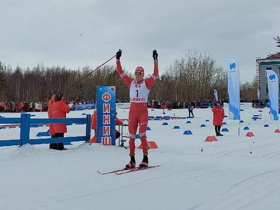 Александр Большунов доказал чемпионство в марафоне на 70 километров