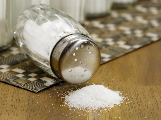 Врач рассказала, сколько соли можно употреблять без вреда организму