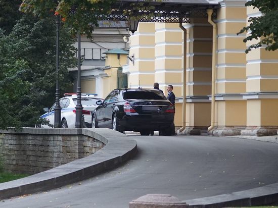 Китайские автомобили могли бы сэкономить 100 млн рублей из бюджета Петербурга