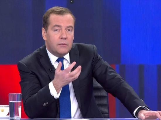 Медведев: европейцы «плюнули» на свои «незыблемые» ценности в энергетике