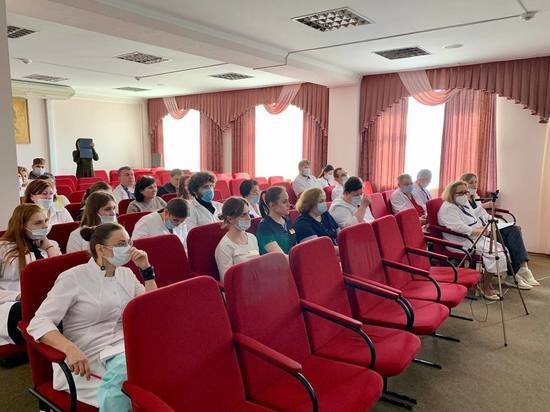 В Пензенском онкологическом диспансере провели мастер-класс по лечению рака молочной железы