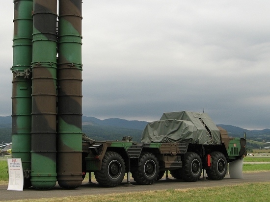 Эшелоны с военными поставками — первоочередная цель