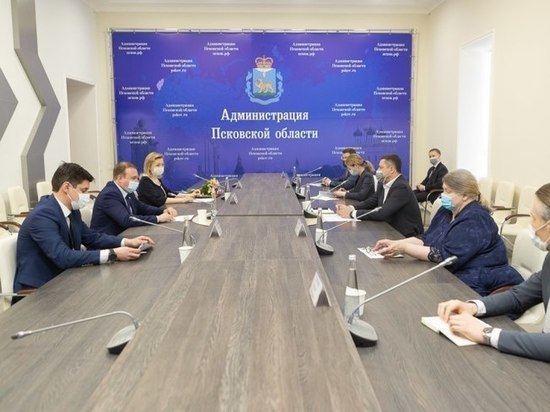 Михаил Ведерников встретился с новым руководителем регионального отделения Банка России