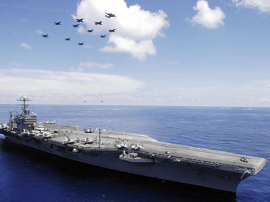 США отправят атомный авианосец «Авраам Линкольн» в Японское море