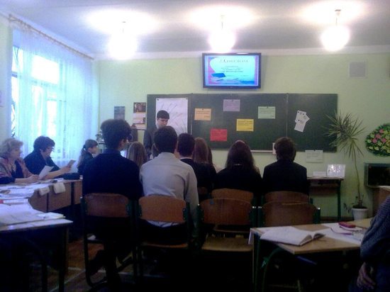 Дети из освобожденных районов ЛНР приступили к обучению в Луганске