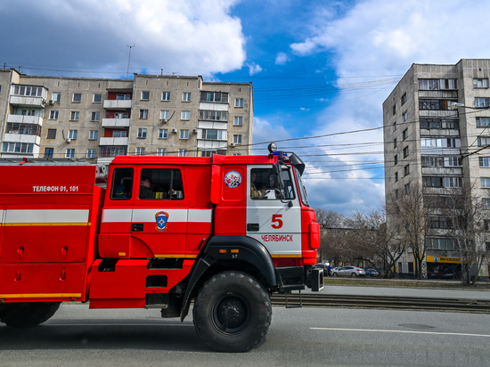 В Магнитогорске из-за пожара в жилом доме эвакуировали 15 человек