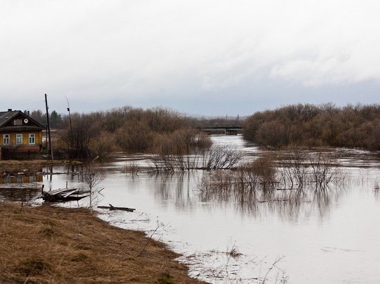 За сутки в Башкирии поступило еще 12 сообщений о затоплениях