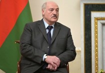 Президент Белоруссии Александр Лукашенко сделал ряд громких заявлений о ситуации в международных отношениях в ходе посещения совместно с главой российского государства Владимиром Путиным космодрома Восточный