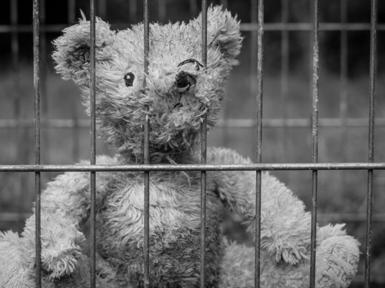 Пять подростков из Сарапула занимались кражами и грабежом