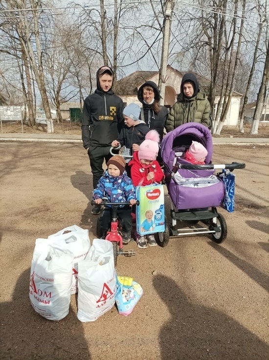 «Смоленский дом для мамы» снова отвез продукты в деревни