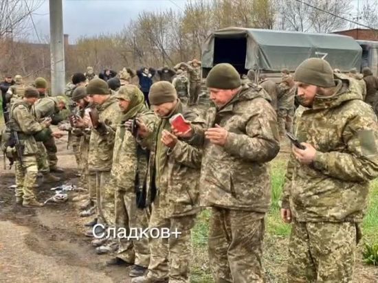 Тысяча морпехов ВСУ сдались в плен в Мариуполе