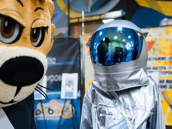Фотовыставкой «Дальневосточные исследователи космических рубежей» отпраздновали День космонавтики в Хабаровске
