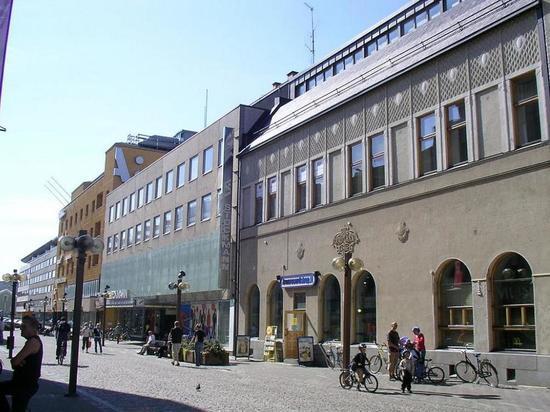  Bloomberg: экономический рост Финляндии замедлится вдвое из-за антироссийских санкций