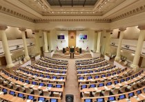 Спикер парламента Грузии Шалва Папуашвили сообщил, что после беседы с украинским коллегой принял решение посетить Украину