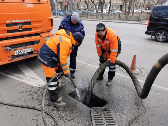В Красноярске стартовали работы по промывке ливневых канализаций