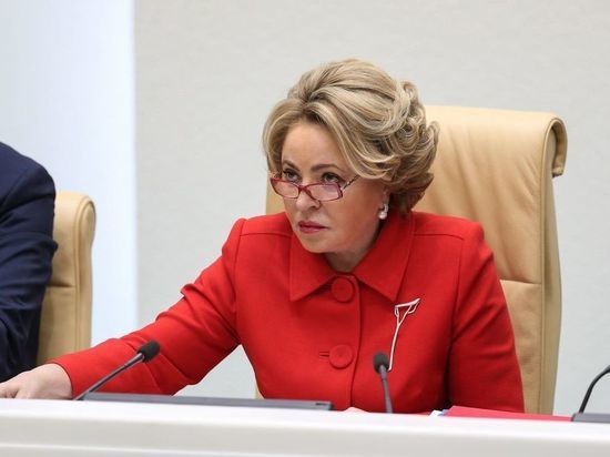 Матвиенко заявила, что Россия понимает глубину наложенных санкций