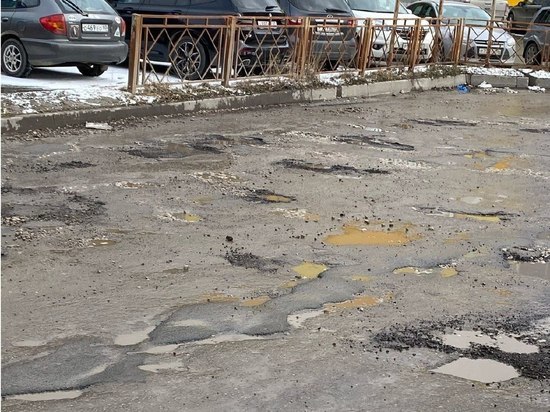 Ремонтировать улицу Никольскую в Пскове будут до 18 часов 13 апреля