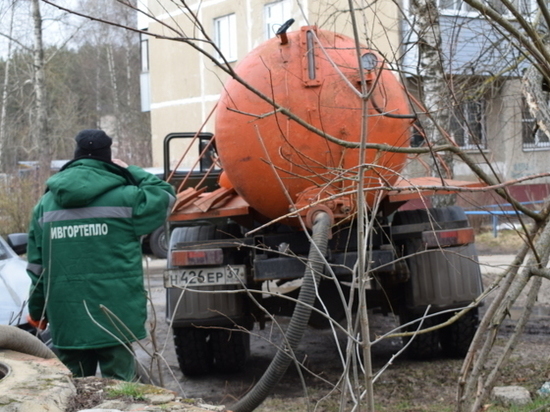 Талые воды в Иванове затапливают тепловые камеры