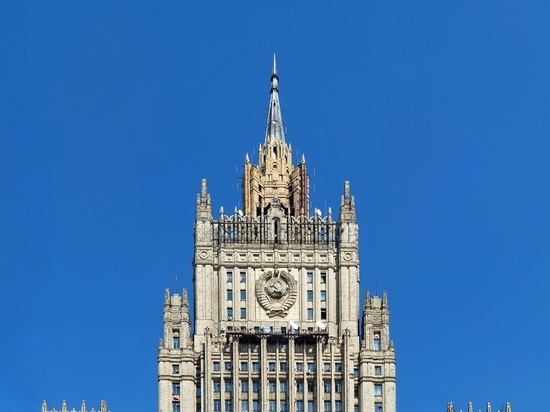 Россия высылает старшего дипломата посольства Чехии