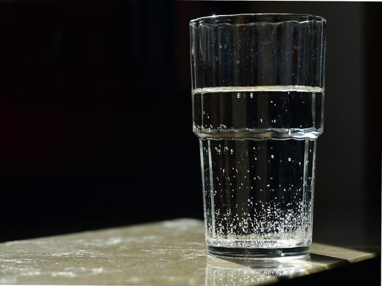 Как питьевая вода помогает нормализовать давление