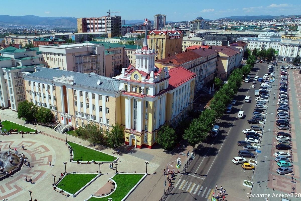 Солнечный улан удэ. Столица Бурятии. Республика Улан Удэ. Фотосессия в Улан-Удэ. Улан Удэ Заповедная улица.