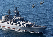 В ночь на четверг российское Минобороны сообщило о происшествии с ракетным крейсером «Москва», который является флагманом Черноморского флота