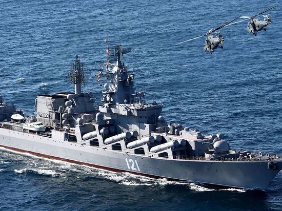 Минобороны России заявило, что крейсер «Москва» «сохраняет плавучесть»