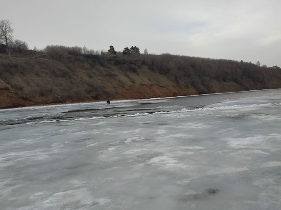 В Татарстане трое парней вышли на лёд Камы и не смогли самостоятельно выбраться