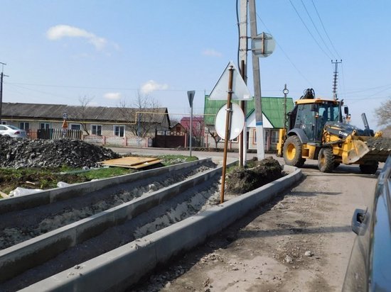 В Курской области приведут в порядок 4,2 км дорог на трех улицах поселка Пристень