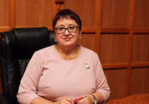 Бывшему мэру Бийска Лидии Громогласовой, возглавлявшей наукоград до 2017 года, предложили присвоить звание «Почетный гражданин города»