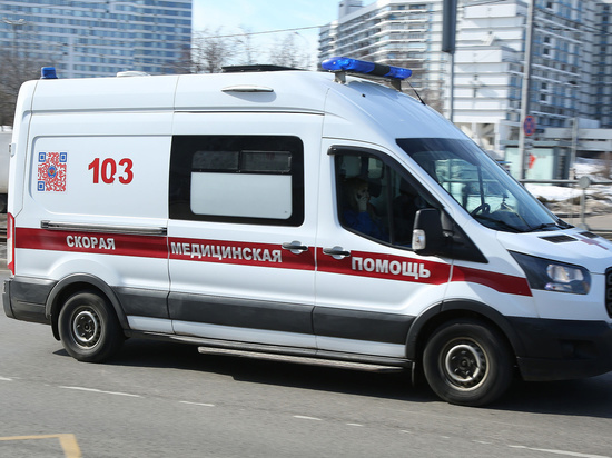 В Москве на 17-й этаж после взрыва прилетел загадочный предмет