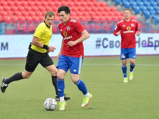 Хабаровские футболисты с трудом, но сохранили счет в игре с аутсайдером