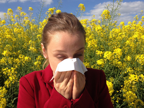 Иммунолог объяснила, нужно ли аллергику ограничить контакт со всеми аллергенами