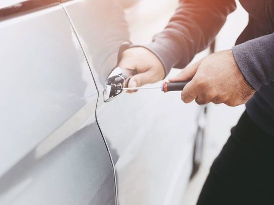 В Правдинске задержали подозреваемых в кражах из салонов автомобилей