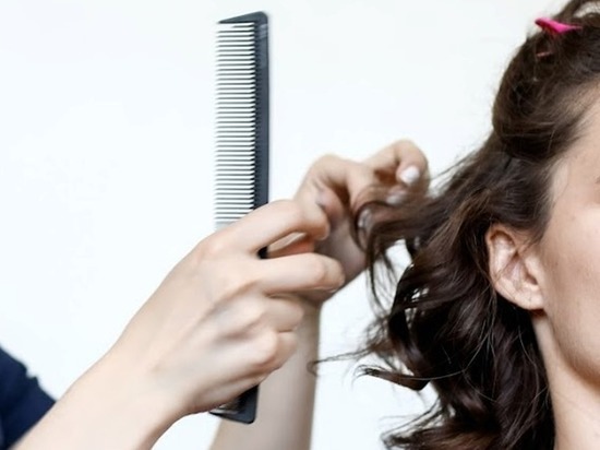 Ученые разрабатывают робота для безболезненного расчесывания волос