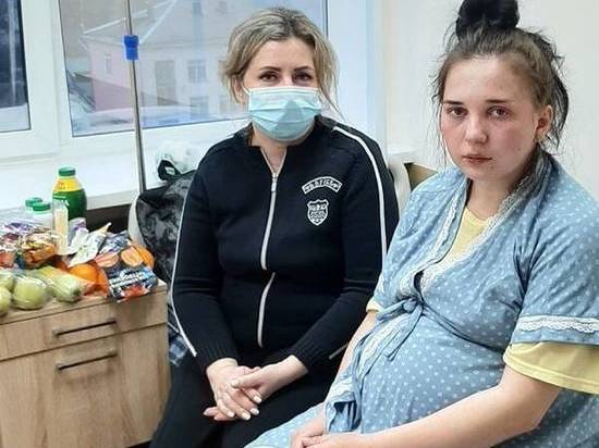 Пострадавшую в Климово беременную навестила брянский омбудсмен
