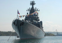 В Севастополе простились с флагманом Черноморского флота — крейсером «Москва»
