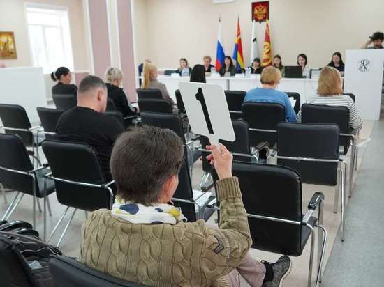 Калининградский комбинат продал на аукционе янтарь на сумму более одного млн рублей
