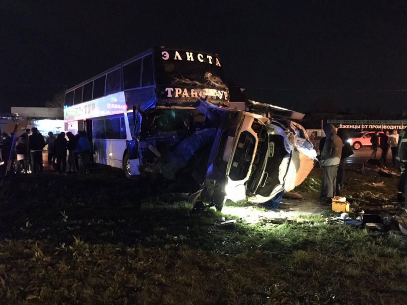 В аварии двух пассажирских автобусов под Воронежем погибли четыре человека