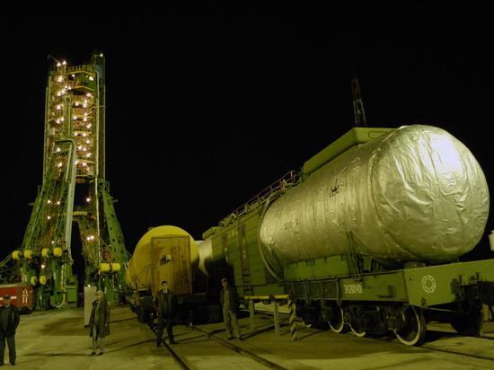 Песков объяснил, почему Путин остался на Восточном после неудачного запуска