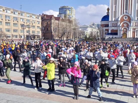 В Хабаровске прошла «Зарядка для всех!»